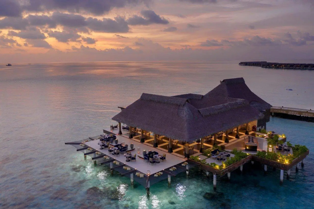 Grand Park Kodhipparu Maldives