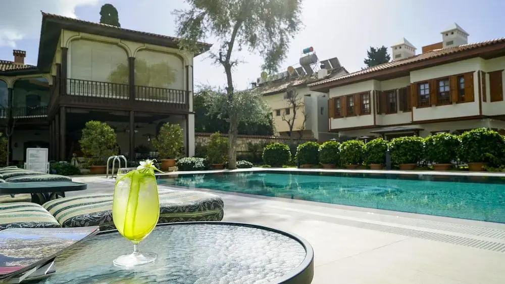 RuinAdalia Hotel