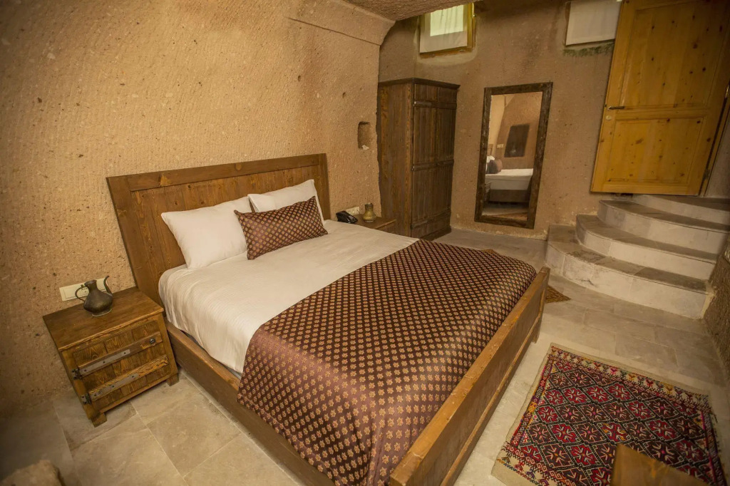Helike Cave Suites