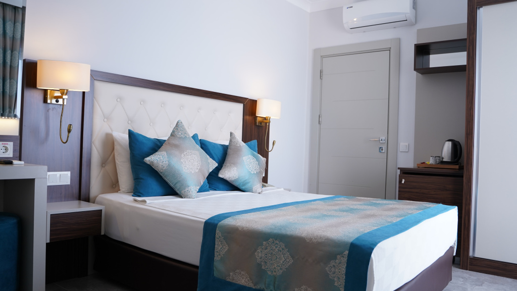 Cleopatra Golden Beach Hotel