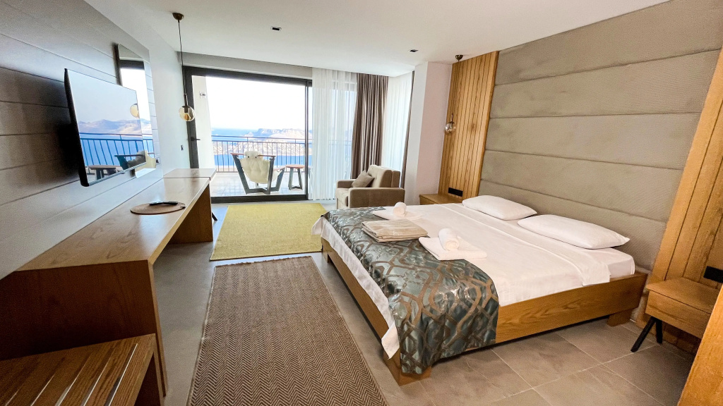 Kaleli Deluxe Homes