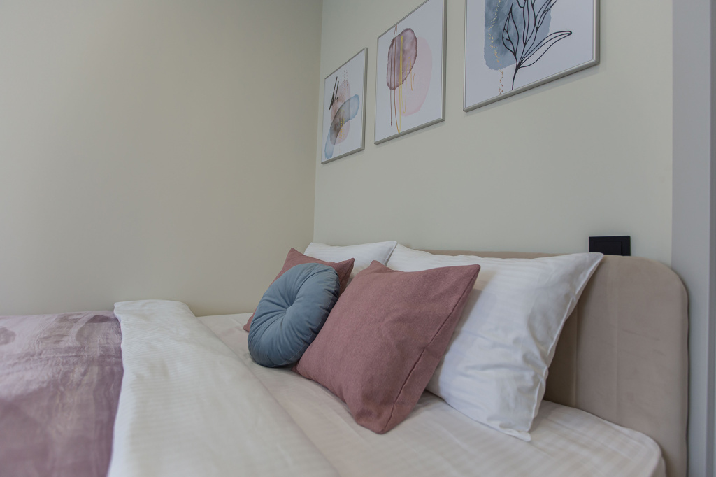 Квартира Двухкомнатная Topera Stay на Красного Знамени в Районе Тополиной Аллеи