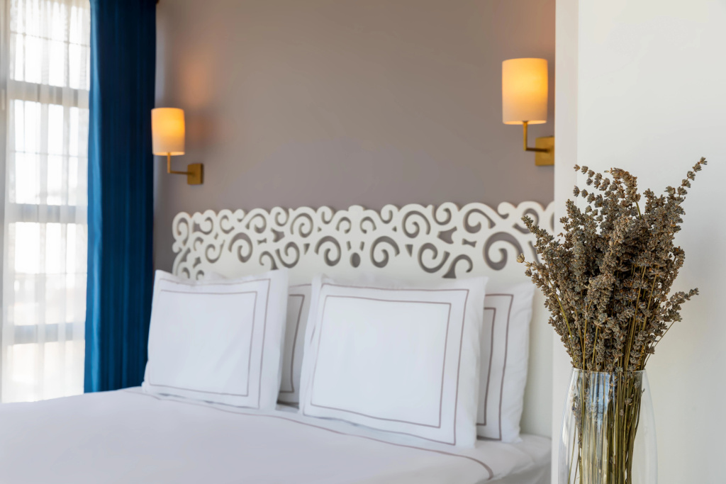 Petros Boutique Hotel