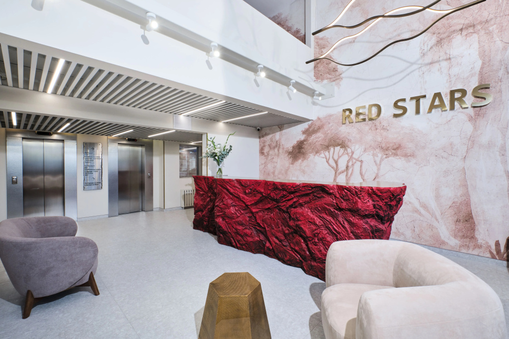 Red Stars Hotel