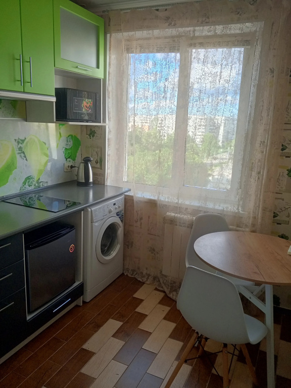 Квартира с 2 Спальными Местами в Центре Левобережья Омска