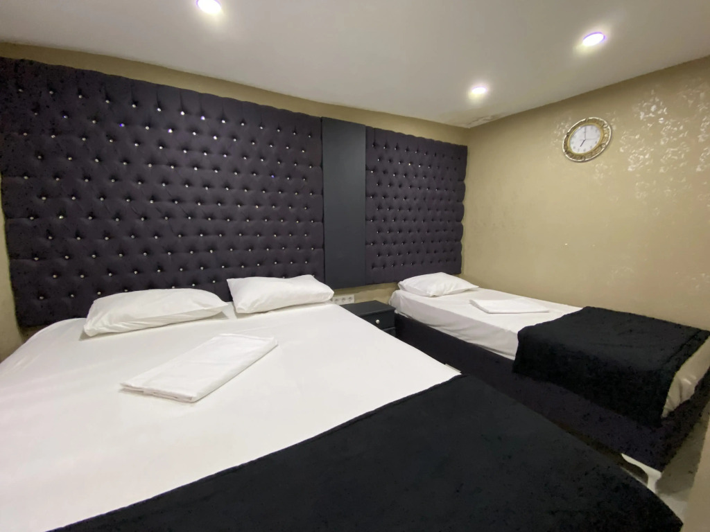 Orange Airport Hotel