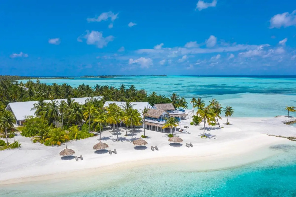 Курортный Отель Rahaa Resort