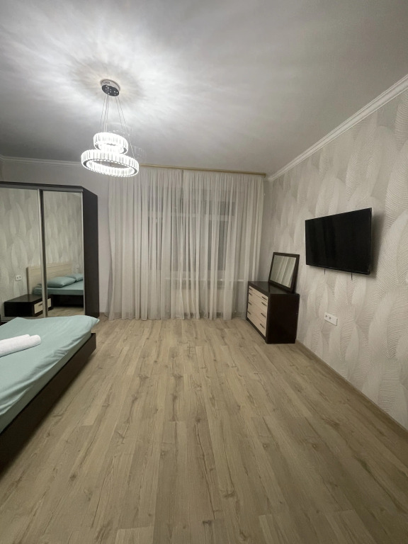Квартира 200 кв.м в 100 м от берега Волги