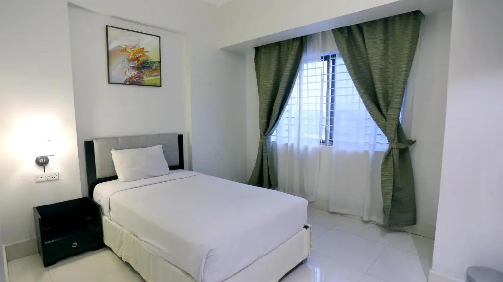 Orchid Business Hotel