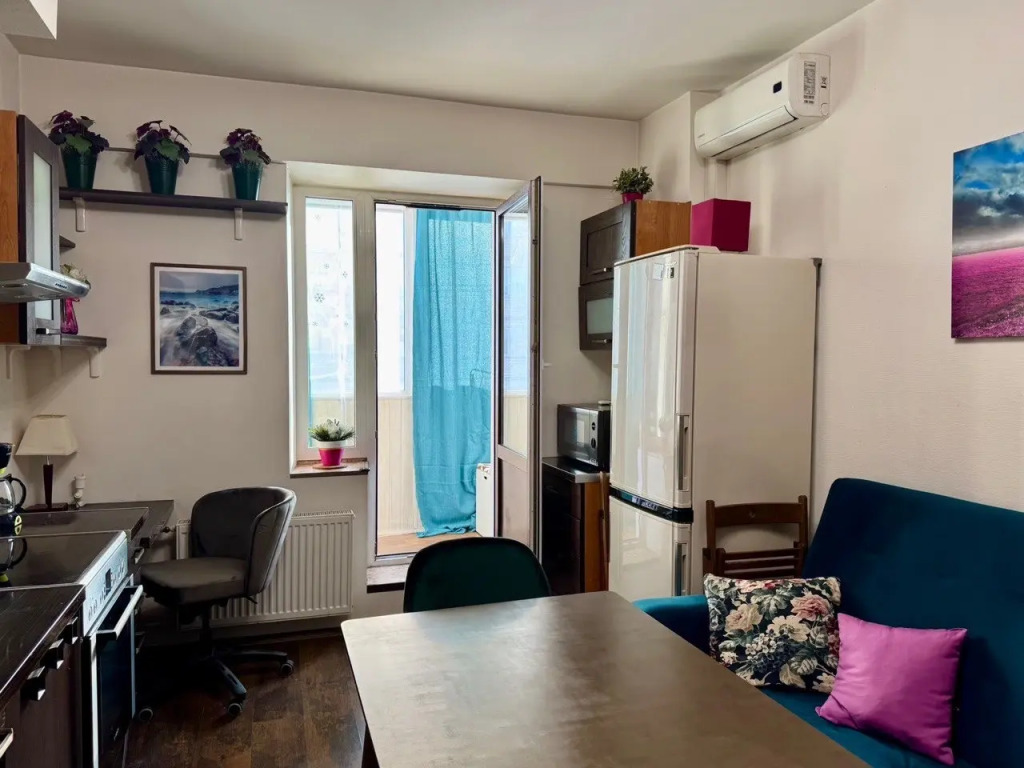 Квартира InRoomSPb на Энгельса 136
