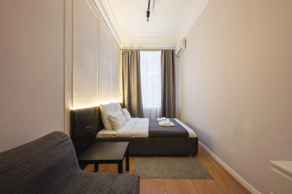Caps Hotel на Остоженке
