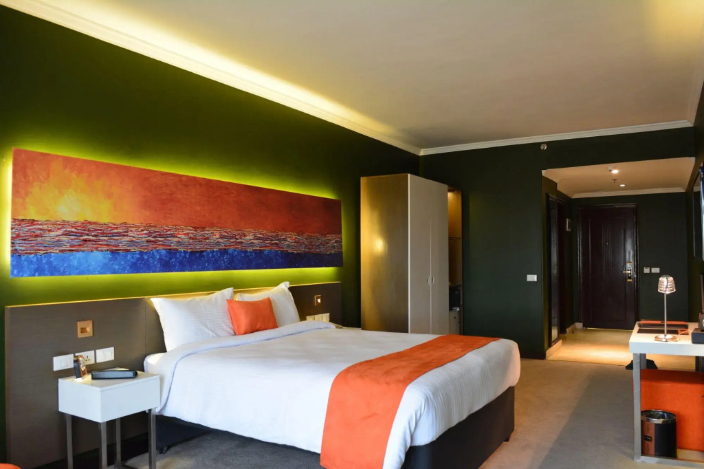 Отель Aswan Plaza Corniche