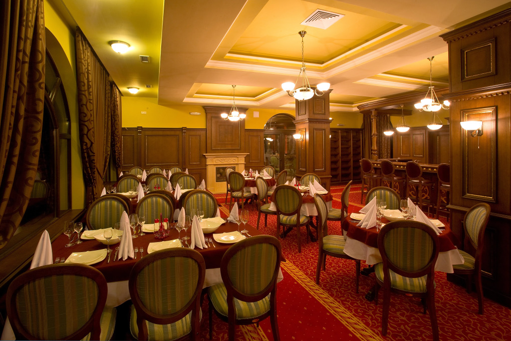 Hotel Chinar