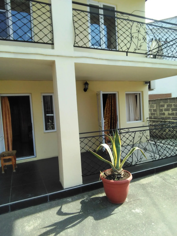 Dikaya Orhideya Guest House