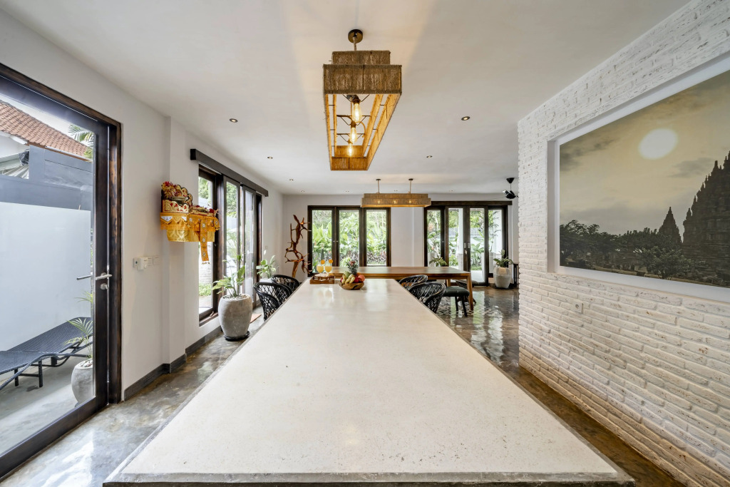 Вилла Gang Bima - Unique Retro Seminyak Private Mansion