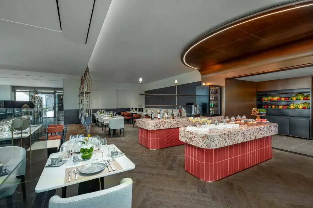 Отель Crowne Plaza Beijing Tongzhou by IHG