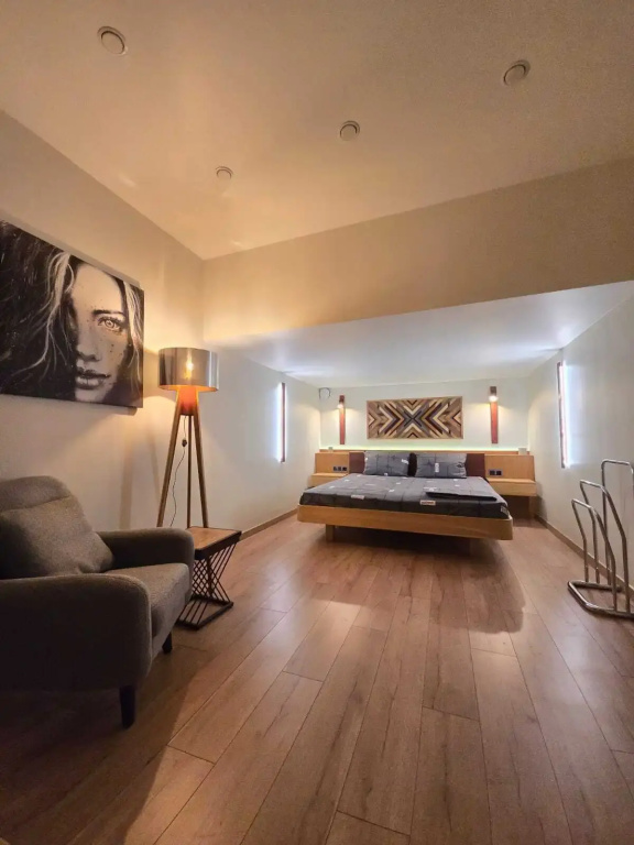 Апартаменты Евродвушка в стиле LOFT на Профсоюзной