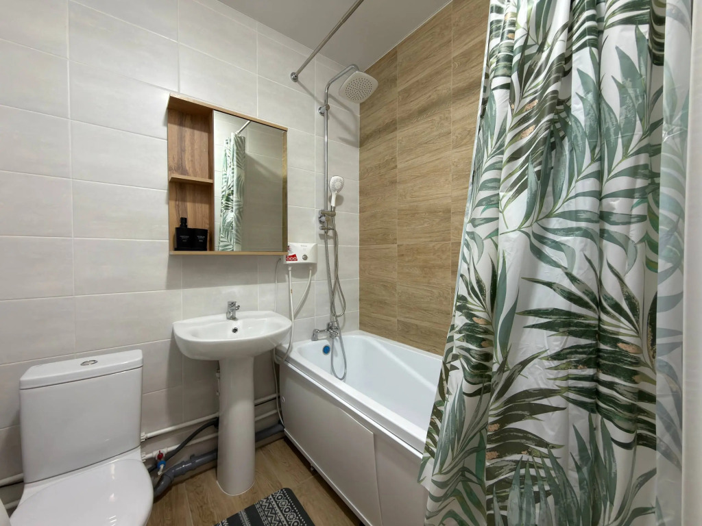 Квартира HOME HOTEL Уютная квартира в спальном районе