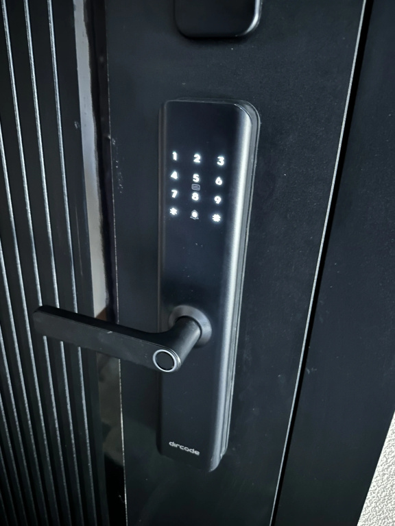 Апартаменты InterLoft 1 Old Town Free Parking Wi-Fi 100/50 Smart TV