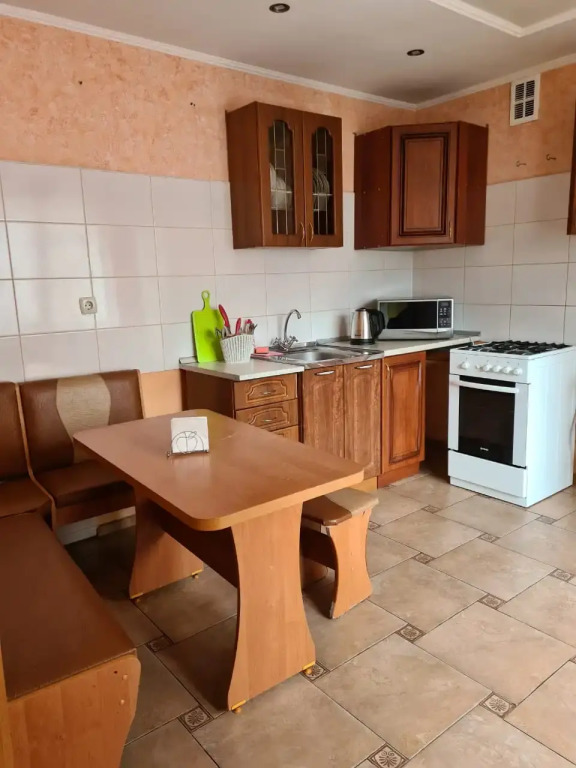 Квартира Чичканова 79
