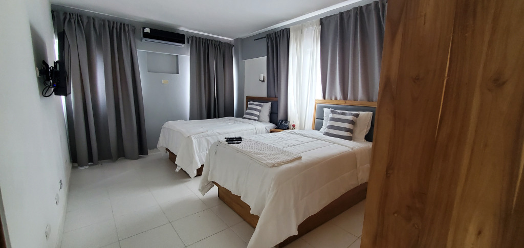 Отель Boca Grande Suites