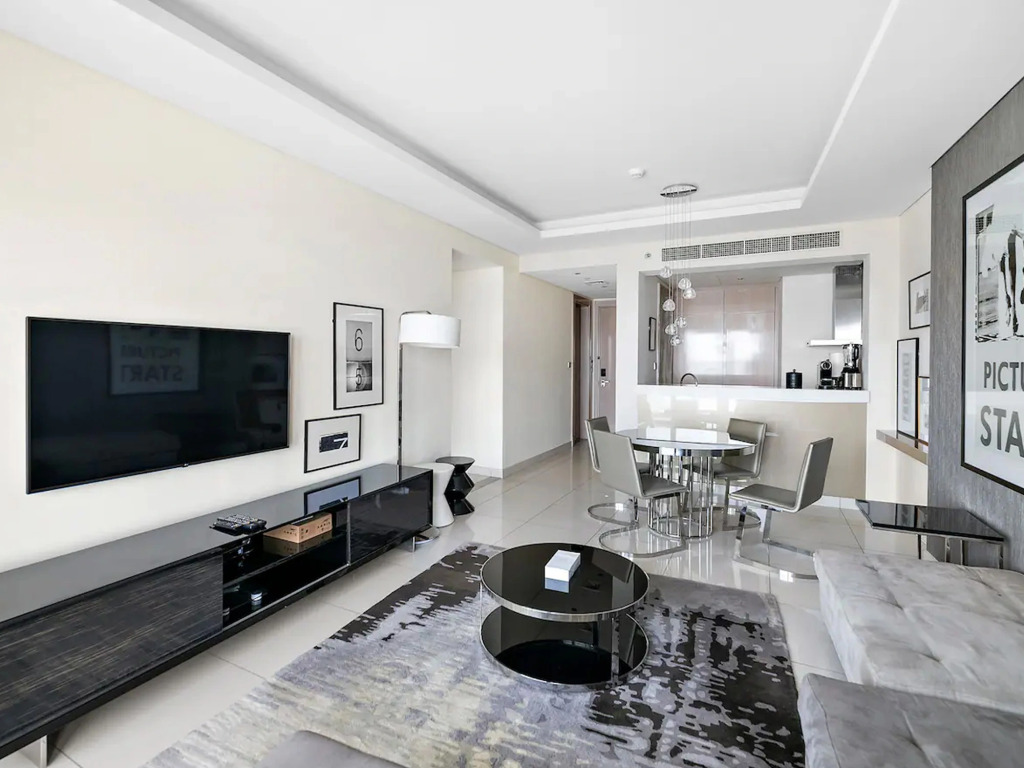 Апартаменты Cosmos Living Paramount Hotels & Resorts Dubai