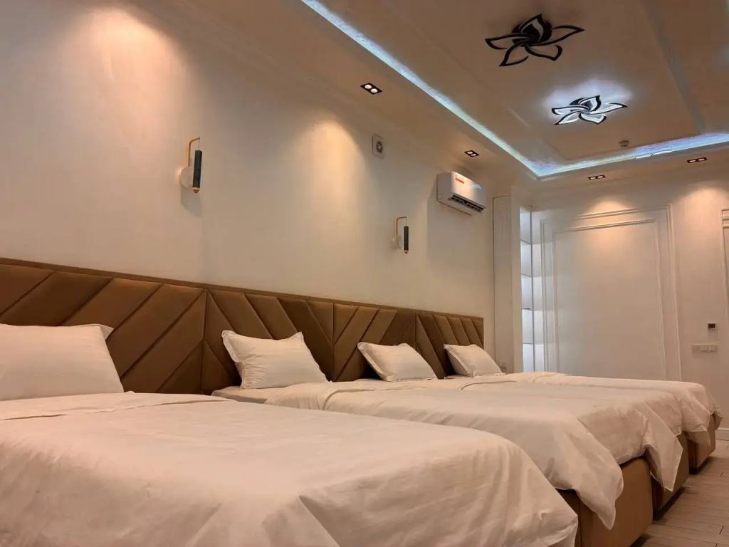 Donish Hotel