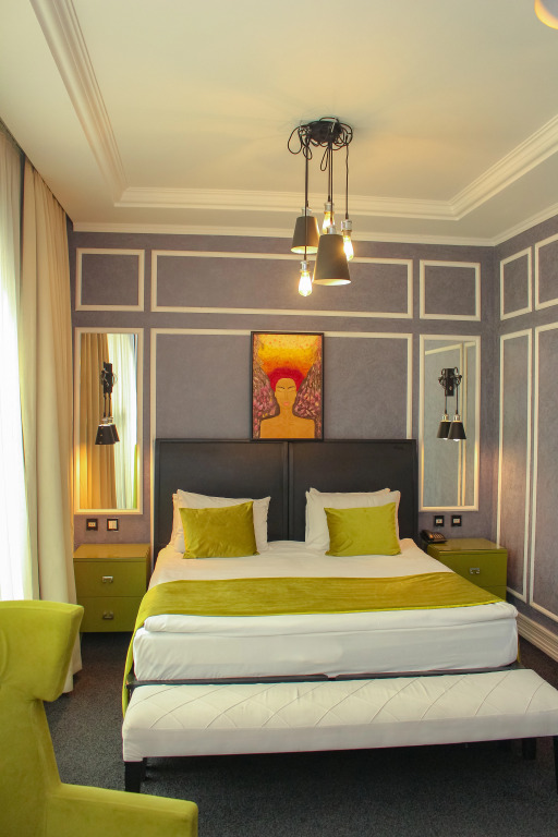 Dondar Hotel Formula 1 View