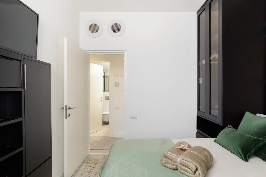 Апартаменты Luxury with Terrace & Sea View by FeelHome