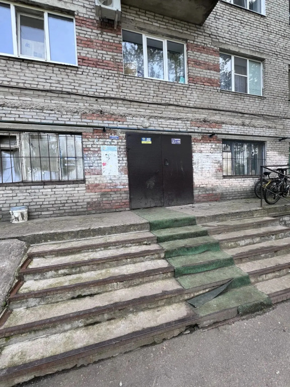 Квартира Студия в стиле гранж внутри кайф снаружи хардкор