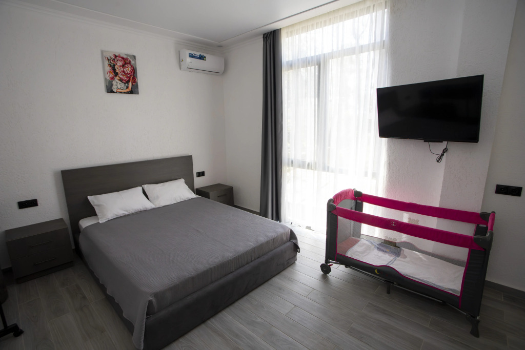 Частный дом Magnetoria 3 BR W Private Yard and BBQ