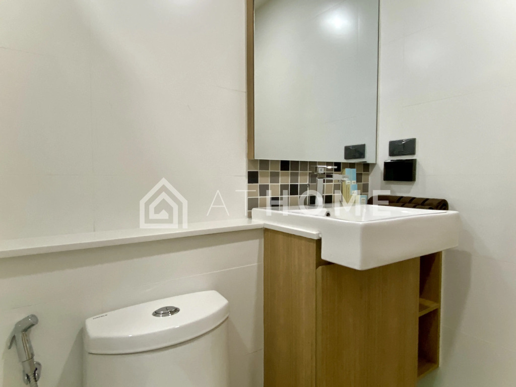 Апартаменты Breeze Beachside 203
