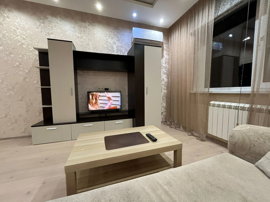 Квартира Уютная студия с отличным расположением, не далеко от р. Волга