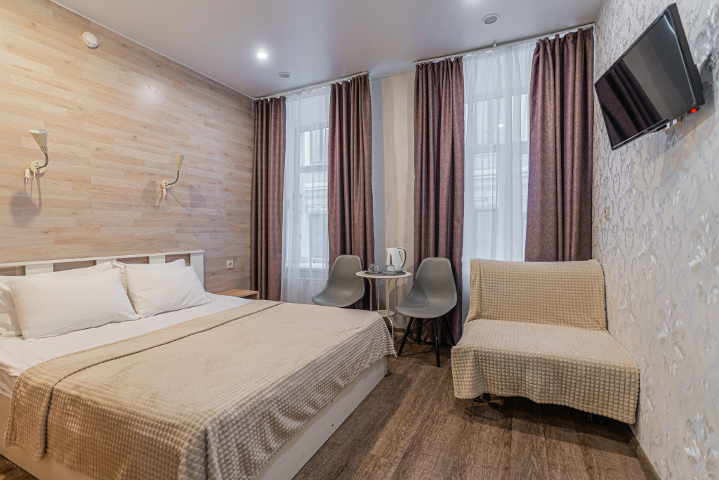 Hotel812