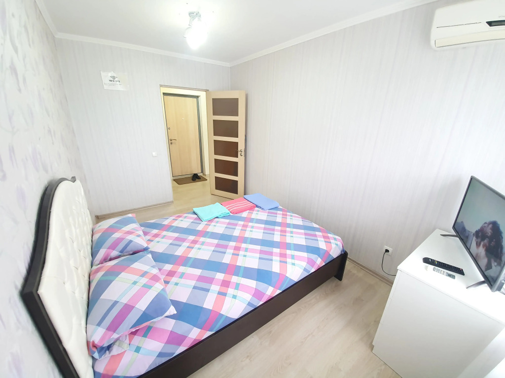 Квартира Виталий HouseRent Двухкомнатная по ул. Нефтяников, 27