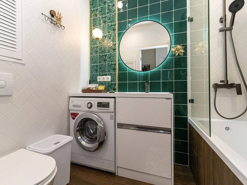 Квартира Республики 204 к 11-410