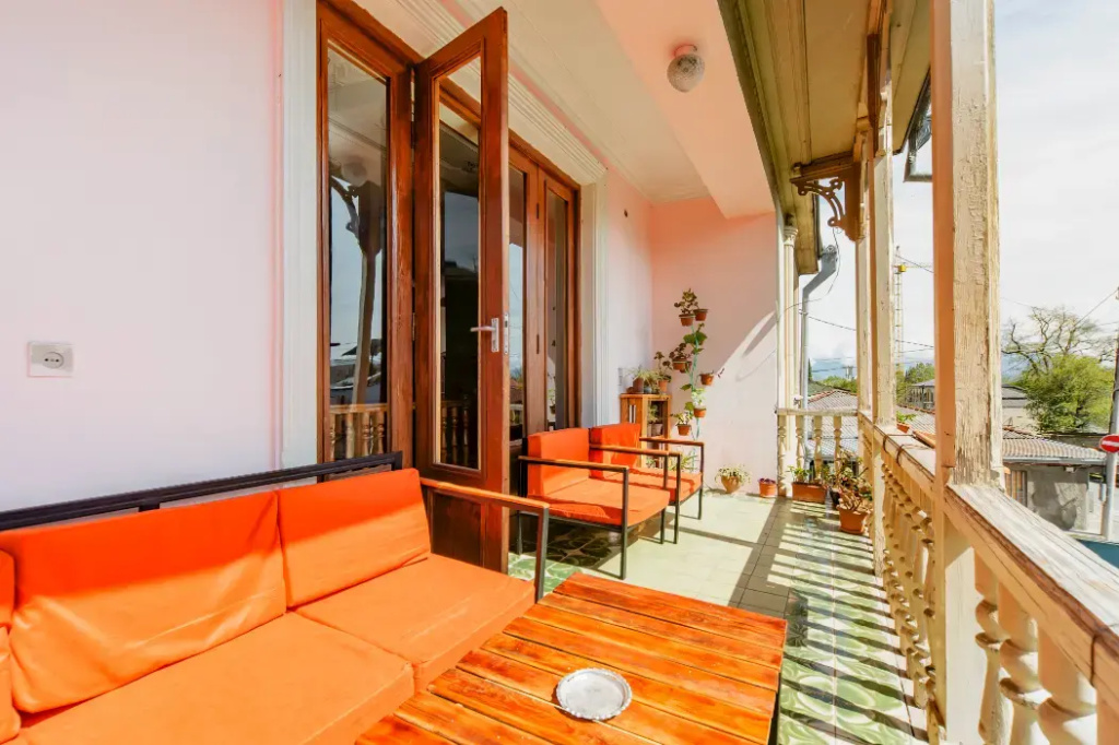 Guest House Top Floor