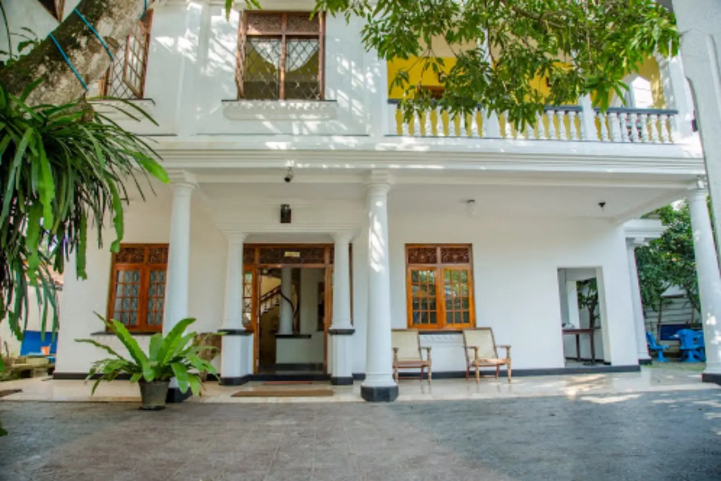 Blue Swan Inn