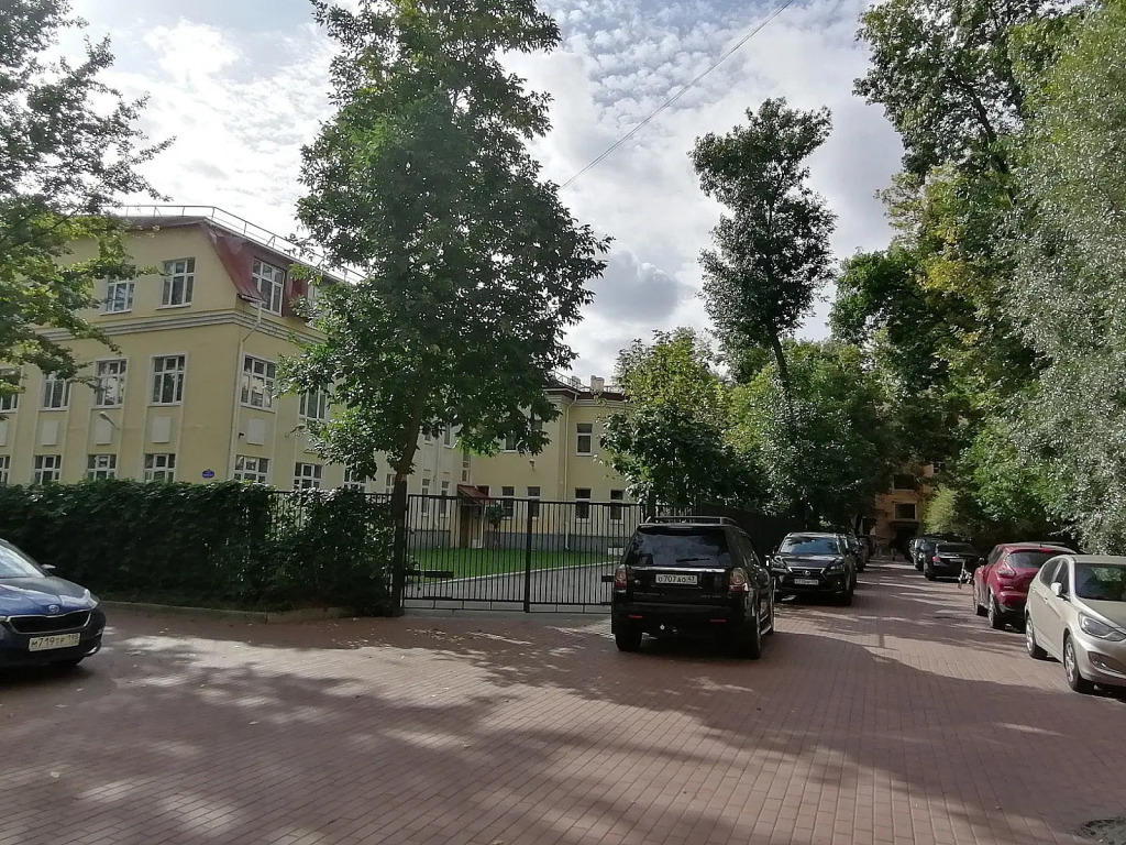 Квартира Двухкомнатная в центре города у парка
