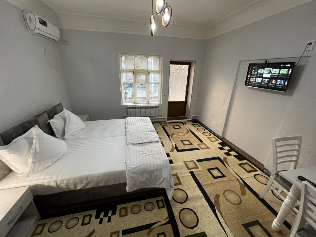 Nemo Guest House