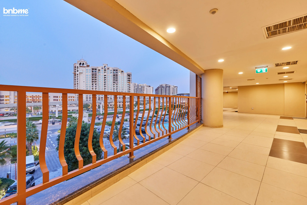 Апартаменты Bnbme Palm Views West Studio