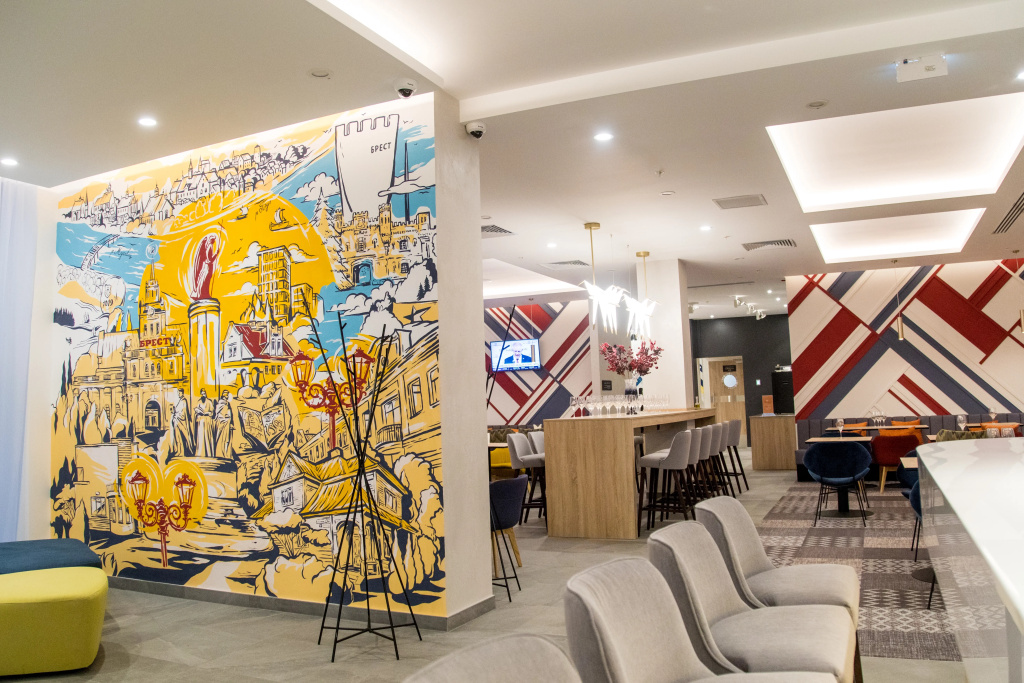 Hampton by Hilton Брест