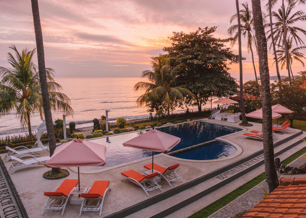 Отель Bondalem Beach Club