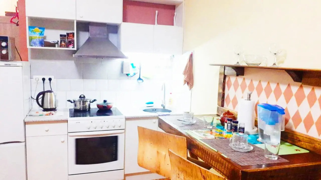 Квартира Live-In-Comfort на Творчества 1к1