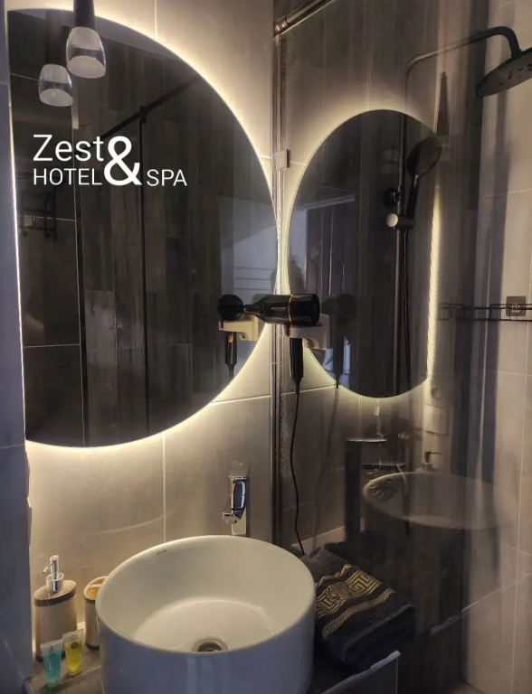 Zest hotel & spa