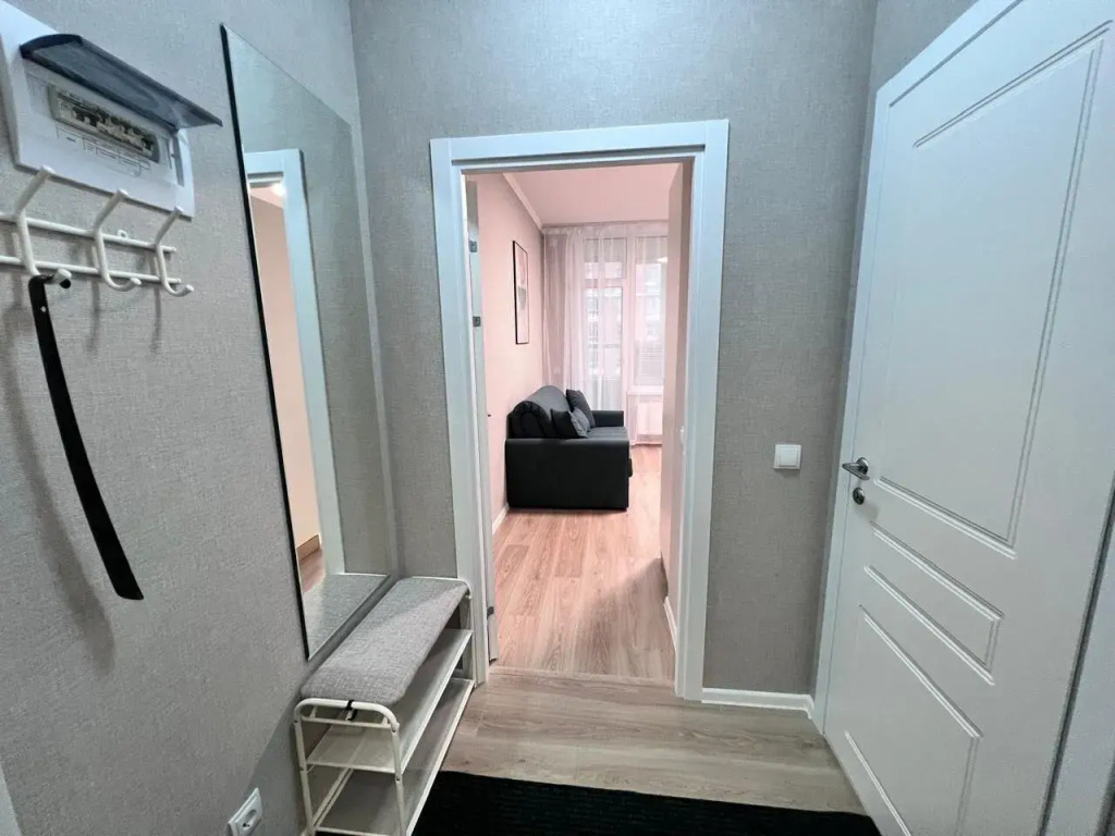 Квартира на Нины Петровой 10к1