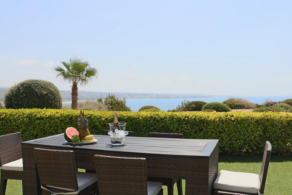 Villa Marina Sunrise by Ezoria Villas