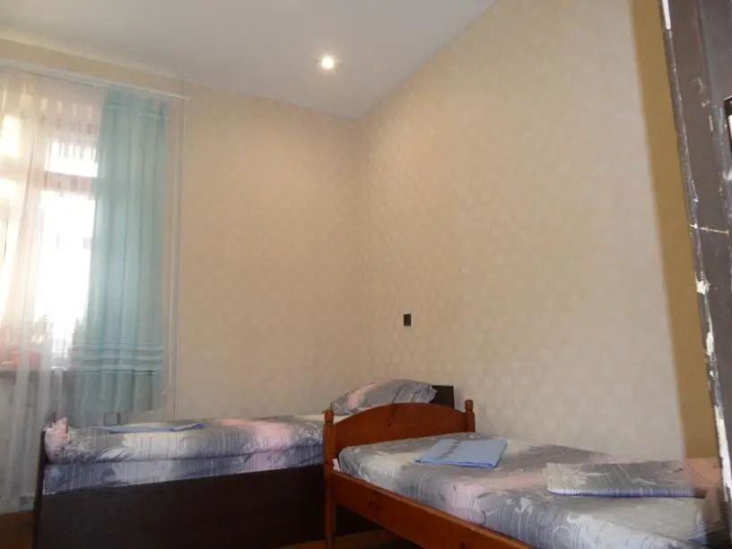 1915 Hostel