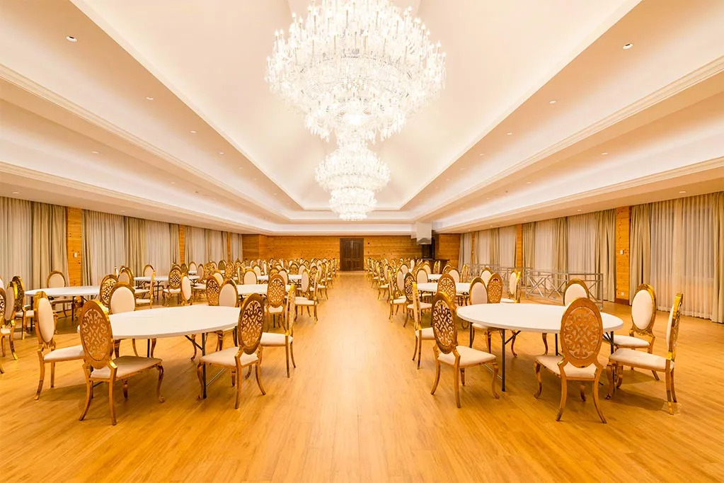 Отель Hotel Araliya Red -Nuwara Eliya