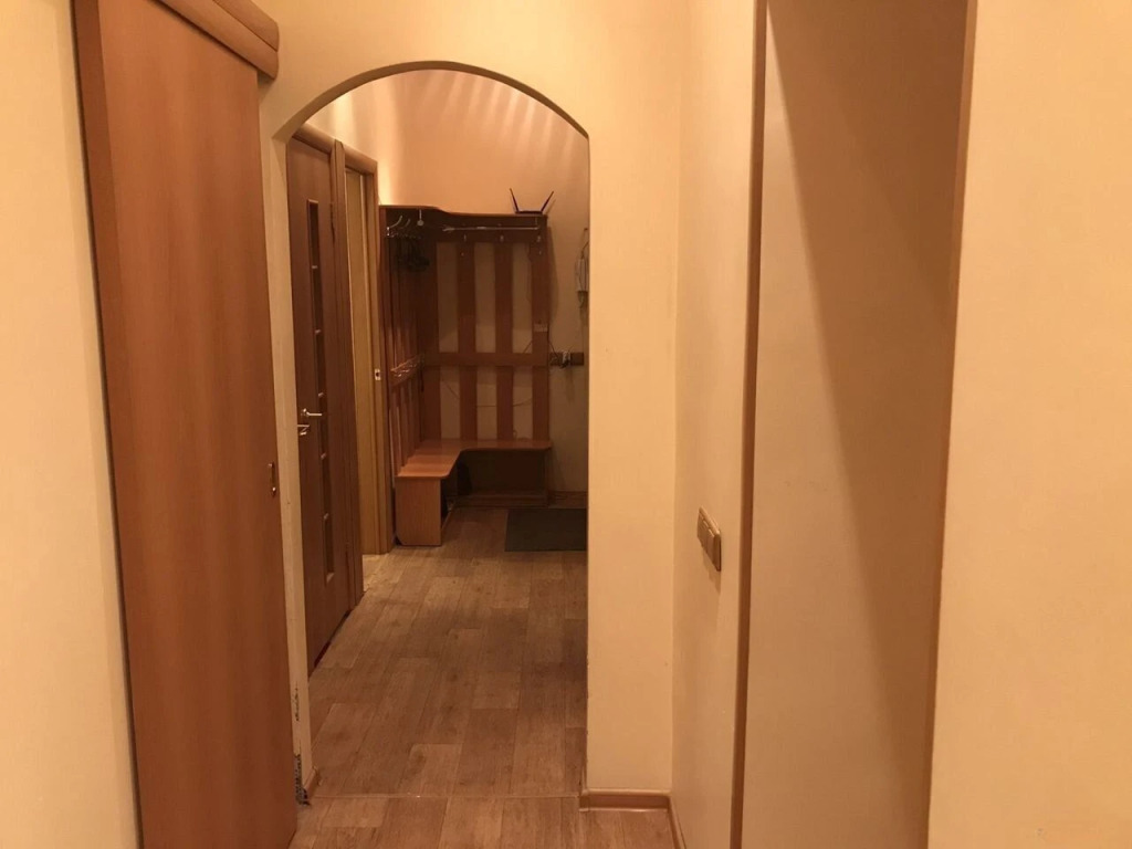 Квартира трехкомнатная в самом центре гopодa